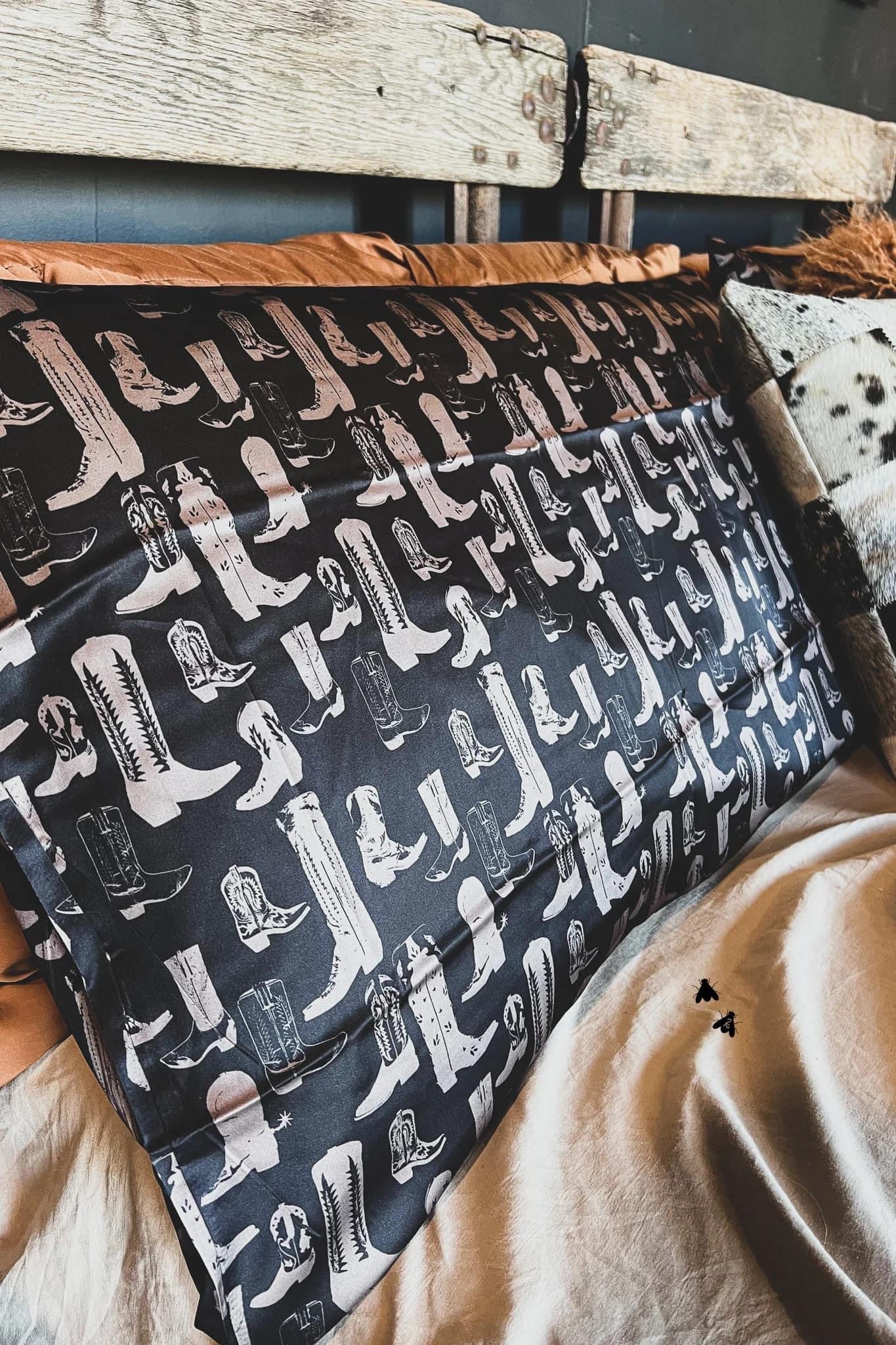 Bootz Pillowcases - King